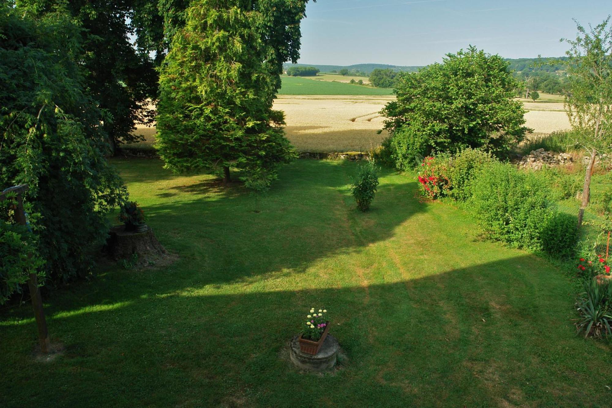 Chambres D'Hotes - Domaine Des Perrieres Crux-la-Ville Room photo