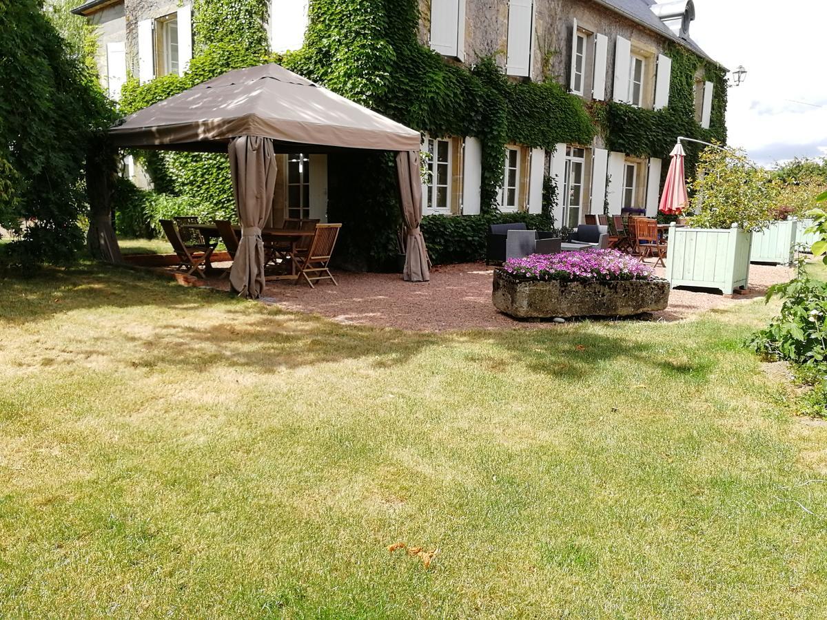 Chambres D'Hotes - Domaine Des Perrieres Crux-la-Ville Exterior photo